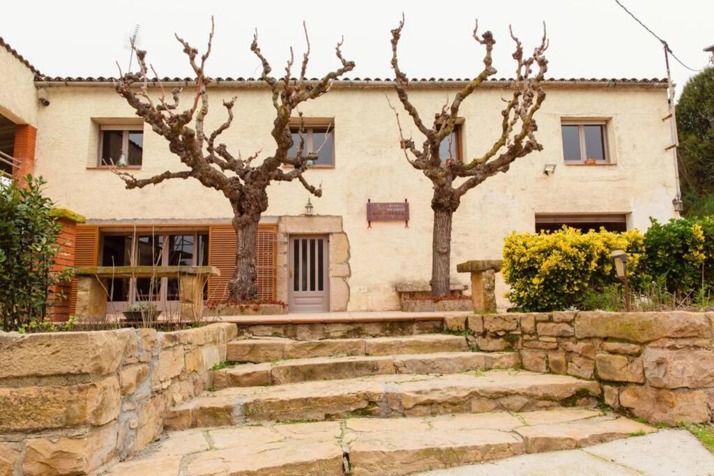 Masia Can Castanyola Marganell Exterior photo